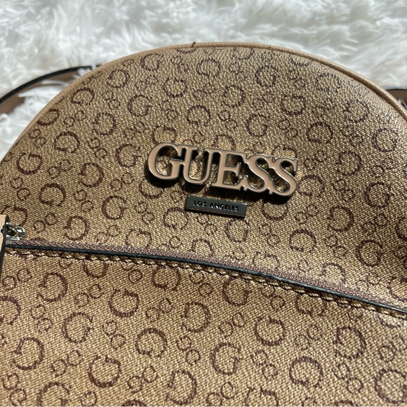 Guess Mini Backpack bag - Picture 2 of 12